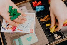 game crypto Debet